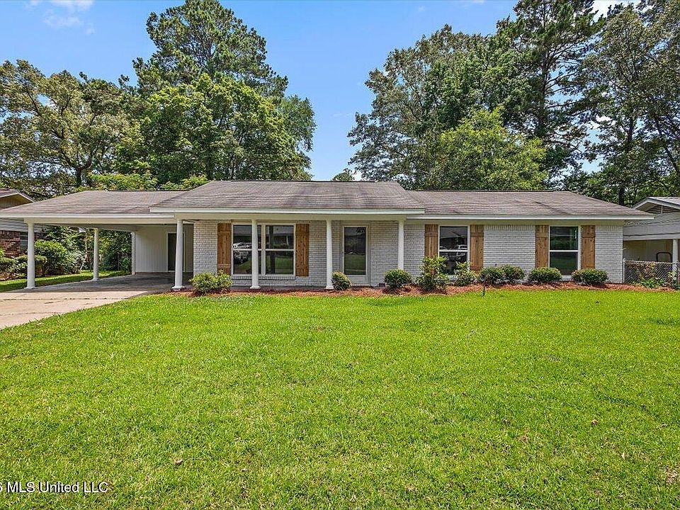 1st image of 2355 Upper Dr