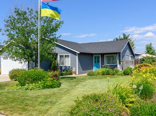 1660 NE 8th St, Redmond, OR 97756