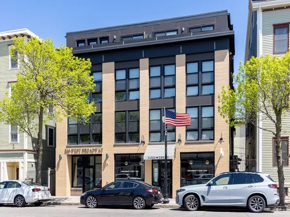 246 W Broadway, Boston, MA 02127