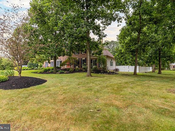 3rd image of 345 Reinert Rd