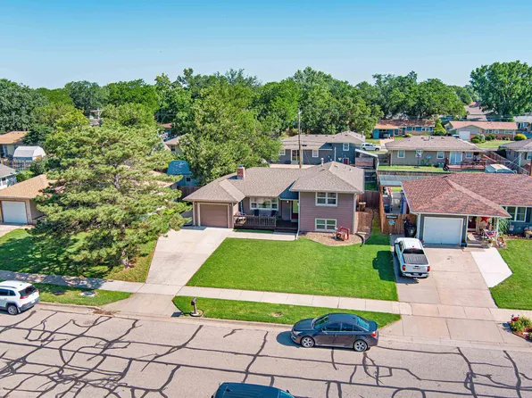 723 Albert Ave, Salina, KS 67401