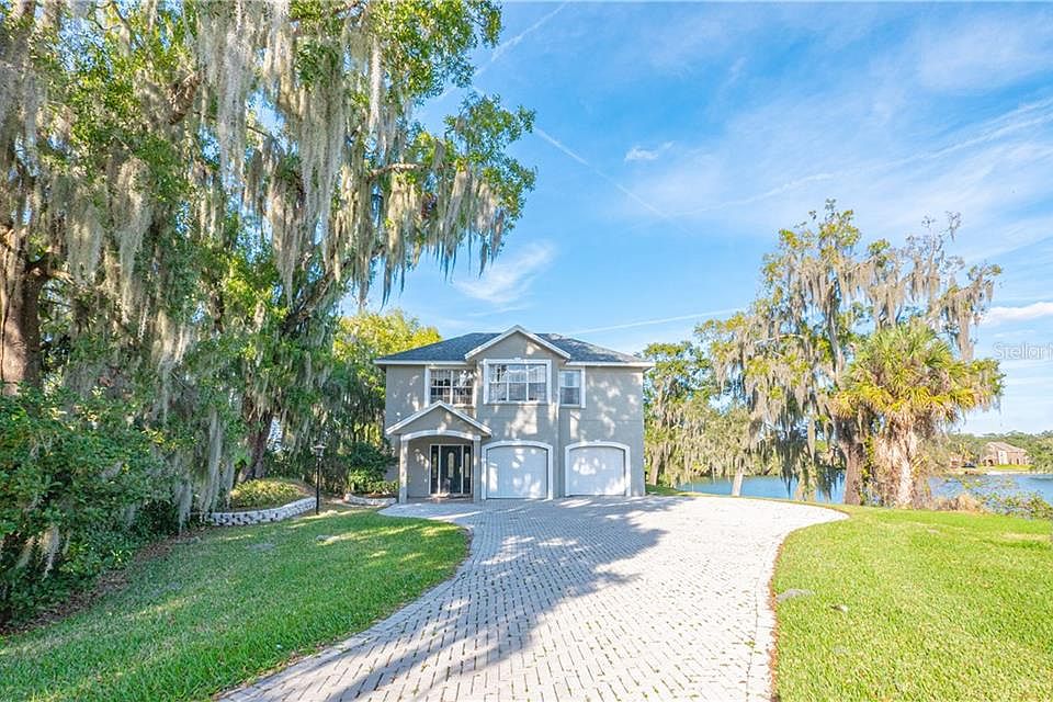 1st image of 6850 Shimmering Dr