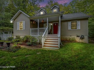 135 Butternut Ln, Canadensis, PA 18325