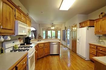 2nd image of 13830 S Capista Dr