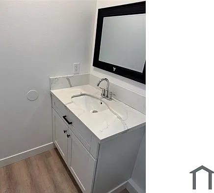 1320 E Lee Dr #A — Photo 2