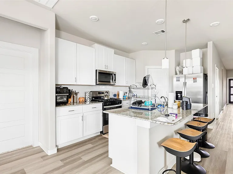18903 Austin Ridge Dr — Photo 15