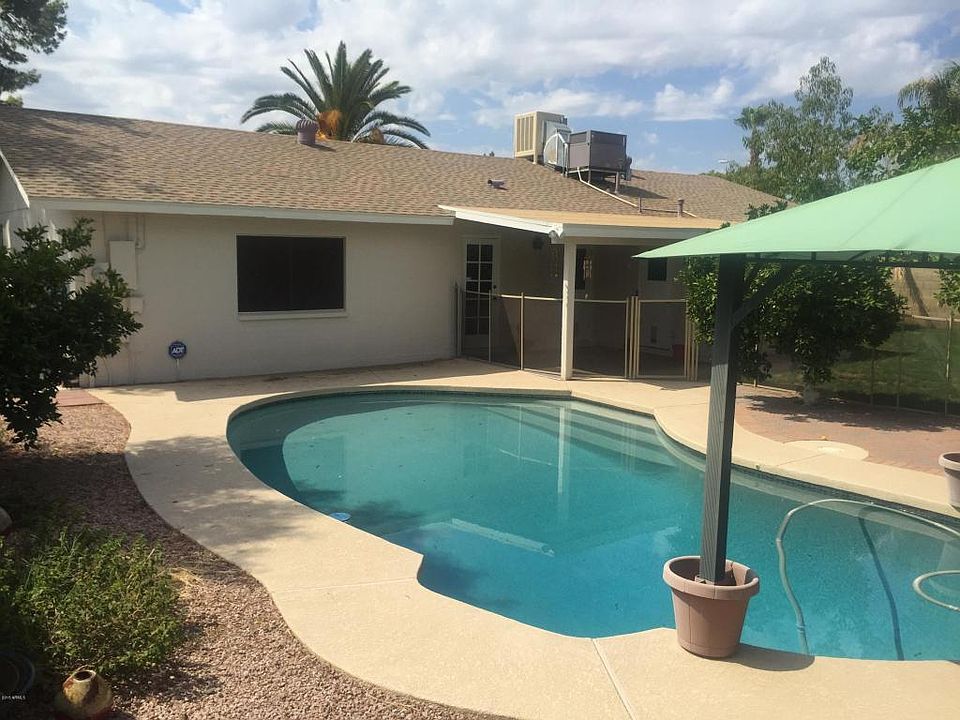 1st image of 3046 E Windrose Dr