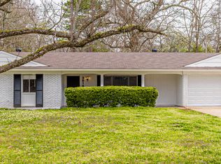 3016 Longwood Dr, Jackson, MS 39212