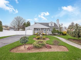 14 High Street, Farmingdale, NY