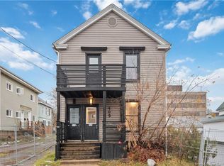 105-1/2 High St #105, Moncton, NB E1C6C7