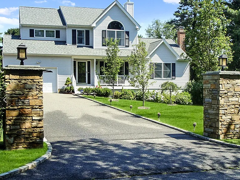 63 Shinnecock Hills Rd — Photo 22