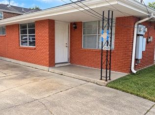 2502 Plaza Dr, Chalmette, LA 70043