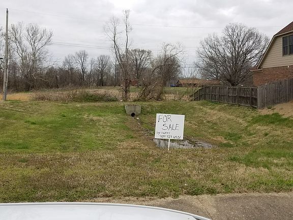 2nd image of 4312 Jeffery St
