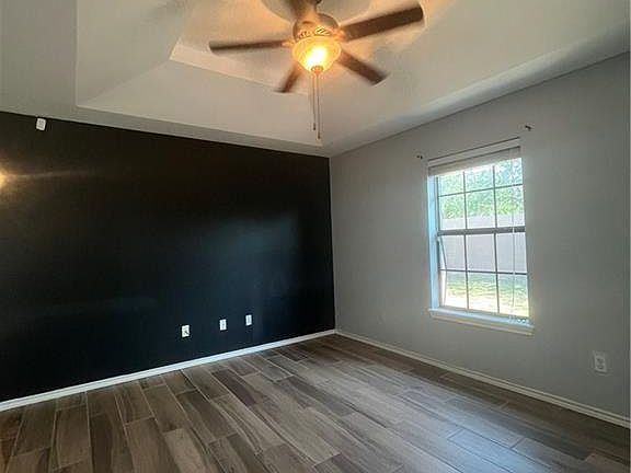 2nd image of 1419 Los Cielos Dr