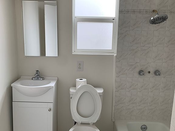 5th image of 3236 San Jose Ave