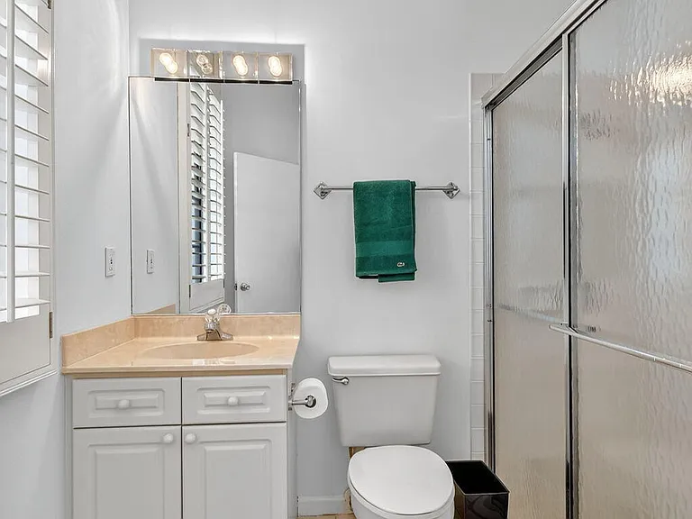 4553 Barclay Fair Way — Photo 31