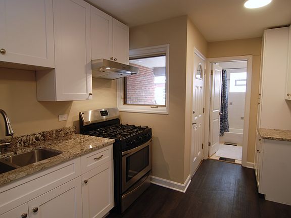 4th image of 8037 Lake St #2