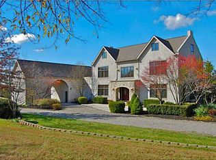 7588 Lancaster Rd, Hebron, OH 43025