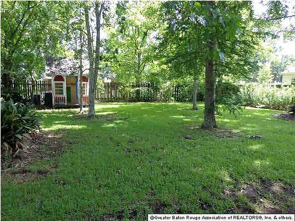 5th image of 15940 Woodlawn Acres Ave