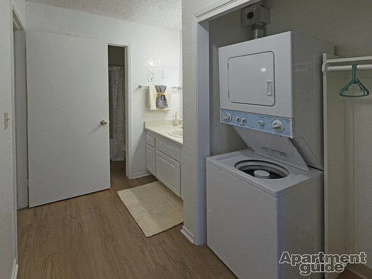 Willow Ridge — Photo 12