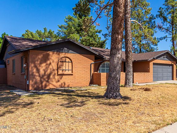 5th image of 4702 W VOGEL Avenue