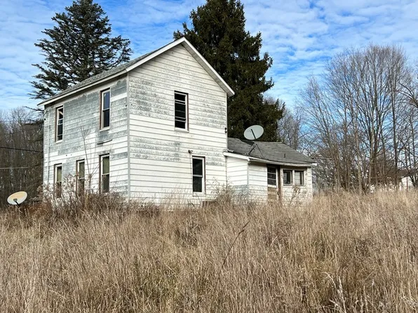 1430 Carlisle Rd, Transfer, PA 16154
