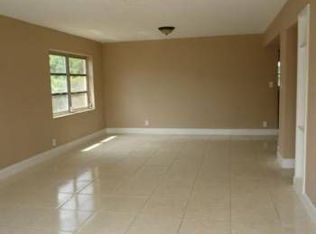 2123 Arthur St, Hollywood, FL 33020