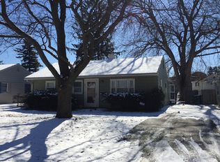 121 Cimarron Dr, Rochester, NY 14620