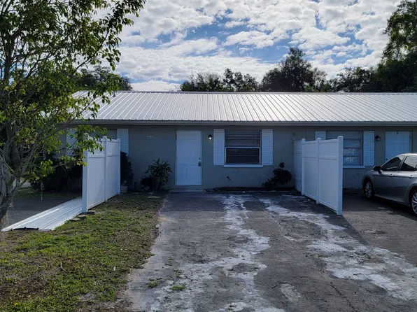 4531 67th Street West, 4531 67th St W #B, Bradenton, FL 34210