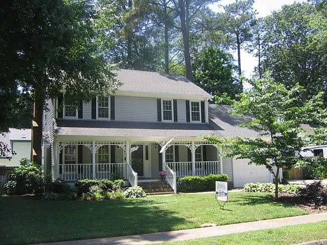 1st image of 604 Briarwood Dr