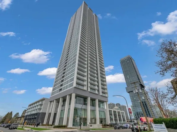 6087 Wilson Ave, Burnaby, BC V5H 4R8