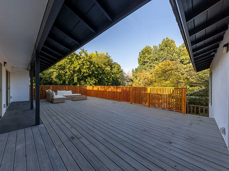 1240 Garfield Ave — Photo 26