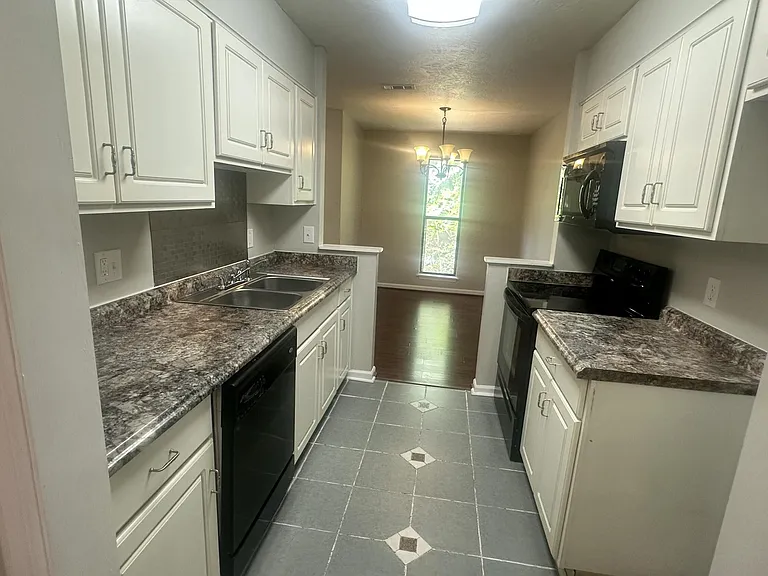 1112 Colony Place Dr — Photo 9