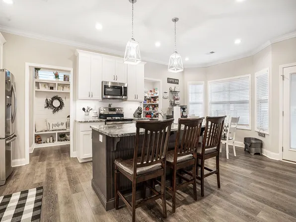 4000 Morning Glory Ln, Lexington, KY 40509