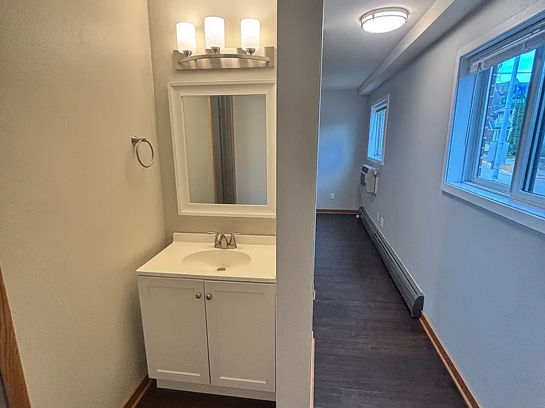 29 N Hancock St #101 — Photo 4