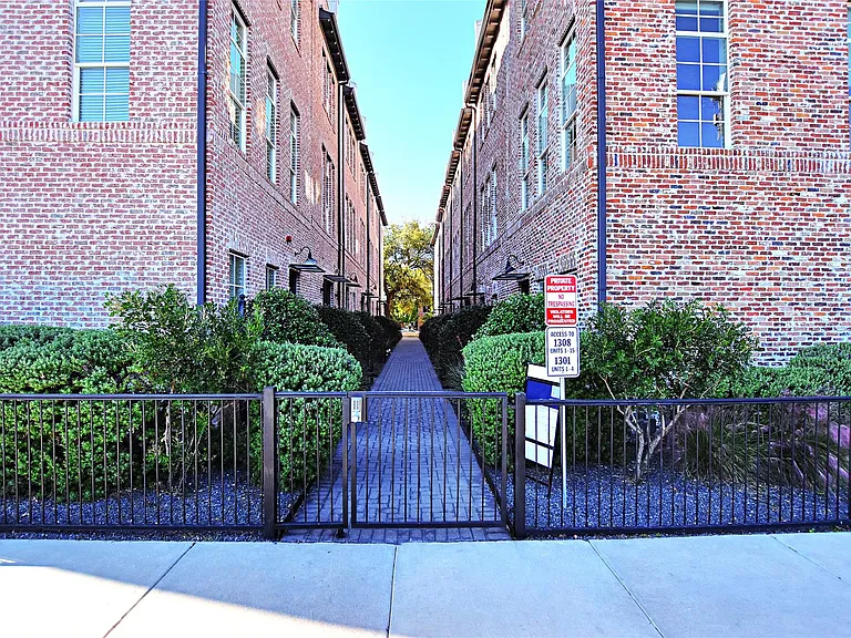 1308 Tinnin Ford Rd #3-unit 3 — Photo 34