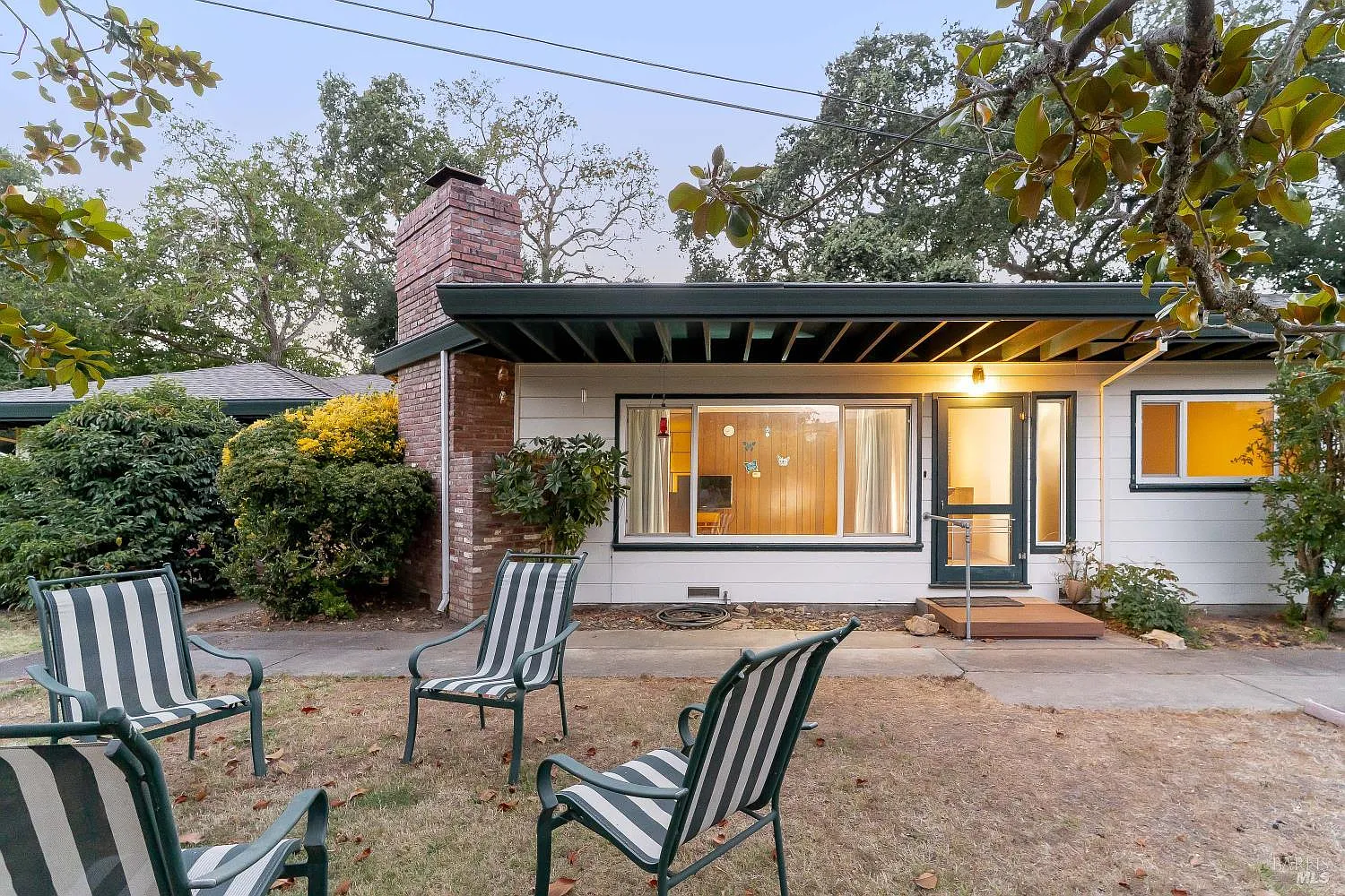 1051 Fabiola Drive - Photo 2