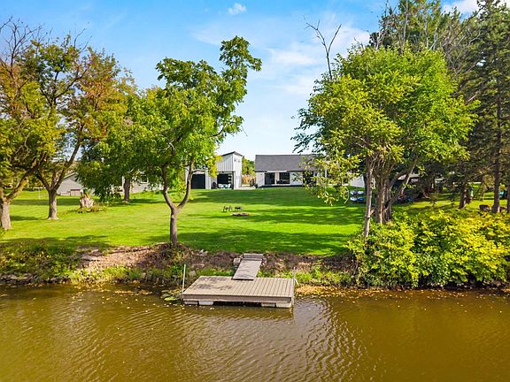 4th image of 1732 Island Ct