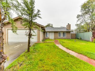 7235 Townhall Way, Sacramento, CA 95828