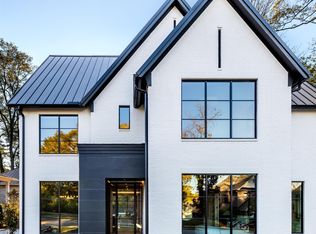 32 Gardenview Ave, Greenville, SC 29601