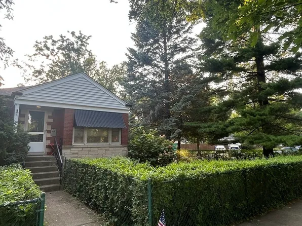 7030 N Ionia Ave, Chicago, IL 60646