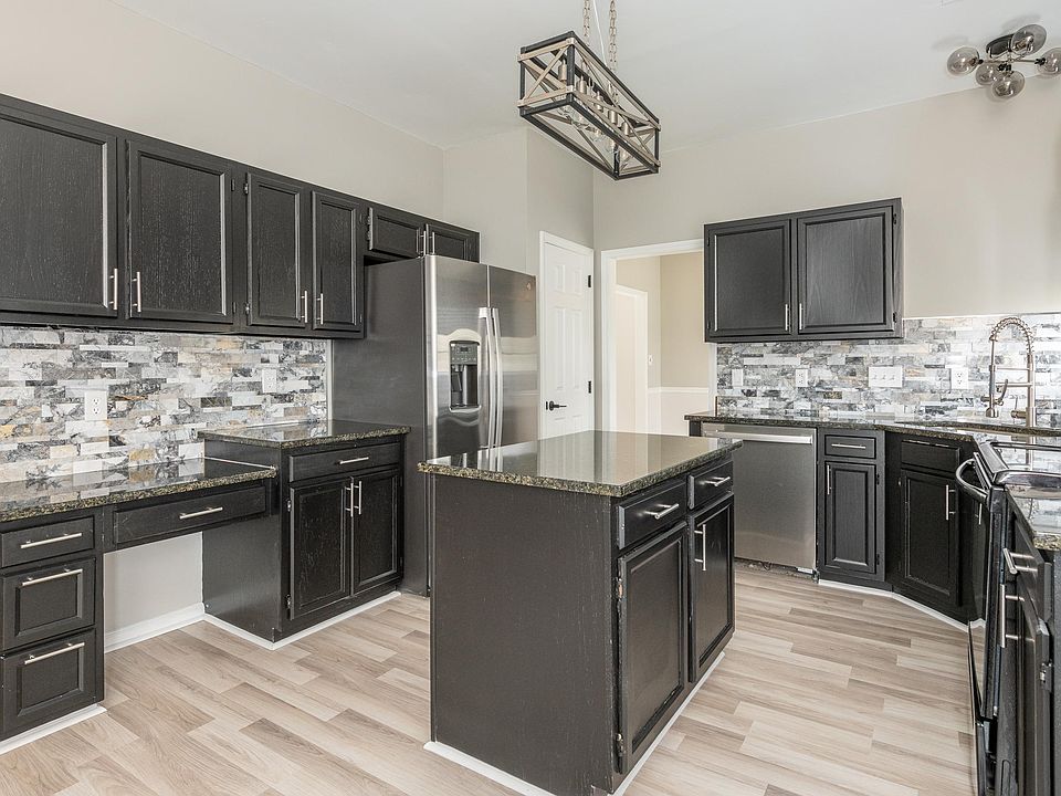 1st image of 6106 Rosebriar Ln #6106