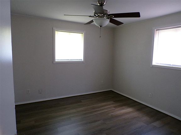 5th image of 116 S Baer St
