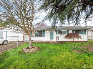 359 Douglas Street, Longview, WA 98632