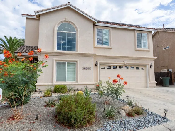 250 Lake Dr, Lemoore, CA 93245