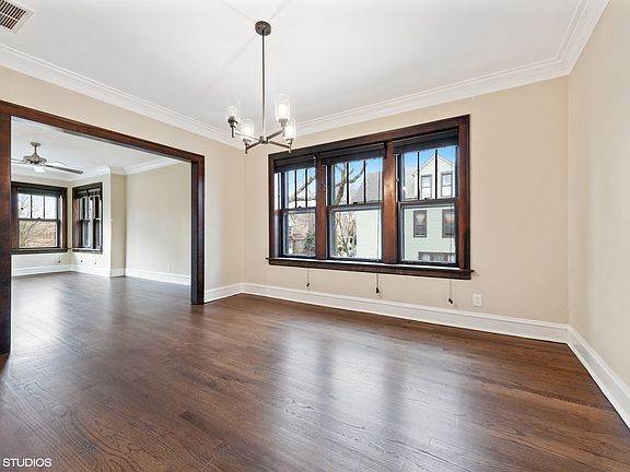 5th image of 3300 N Albany Ave #2