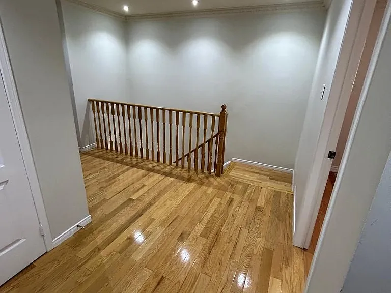 52 Treasure Dr — Photo 7