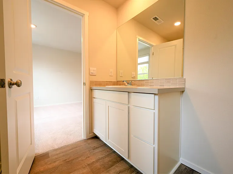 2664 NE 117th Pl — Photo 10