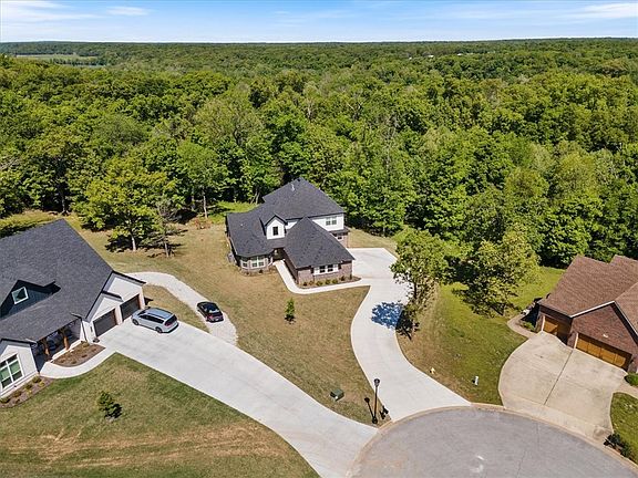 2nd image of 21948 Estate Dr