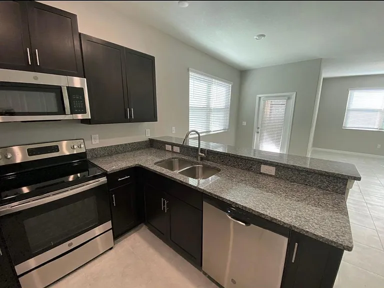 8495 Essington St — Photo 16